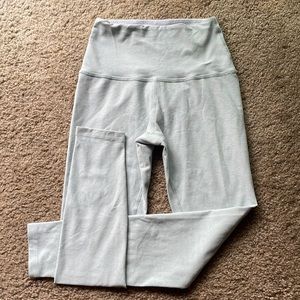 Beyond Yoga Pale baby blue rare 7/8 leggings